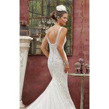 Load image into Gallery viewer, Sophia Tolli Lavender Ivory Wedding Gown 12 Y21366
