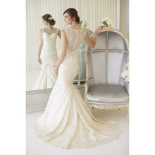 Load image into Gallery viewer, Essense Of Australia Ivory Wedding Gown 10 D1608
